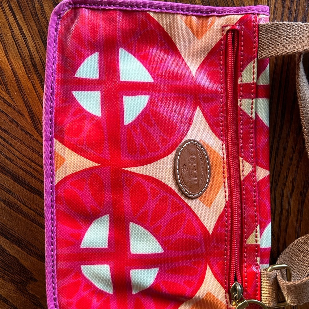 Fossil Crossbody / Shoulder Bag – Bright Geometric Print - Picture 3 of 5